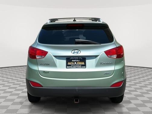Kiwi Green 2012 Hyundai TUCSON GLS