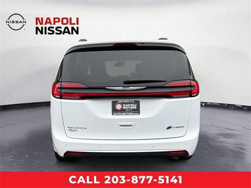 2021 Chrysler Pacifica Hybrid Touring L