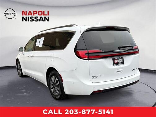 2021 Chrysler Pacifica Hybrid Touring L
