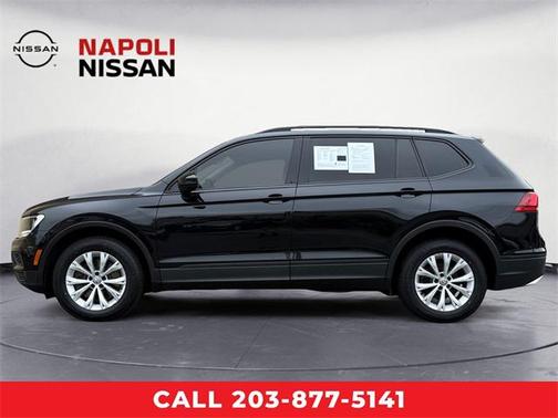 Pearl Metallic 2018 Volkswagen Tiguan 2.0T S 4MOTION
