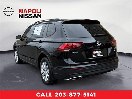 Pearl Metallic 2018 Volkswagen Tiguan 2.0T S 4MOTION