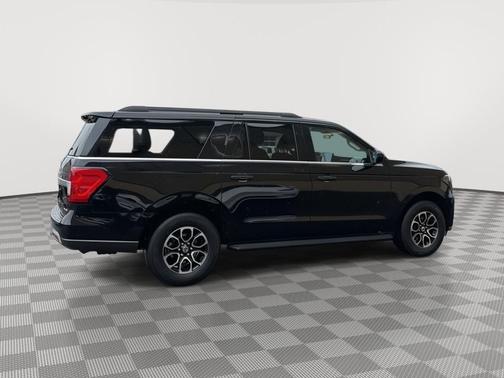 AGATE BLACK METALLIC 2024 Ford Expedition Max XLT
