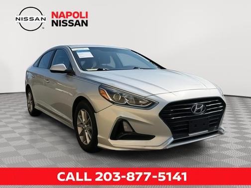 2018 Hyundai SONATA SE