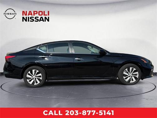 2022 Nissan Altima S FWD