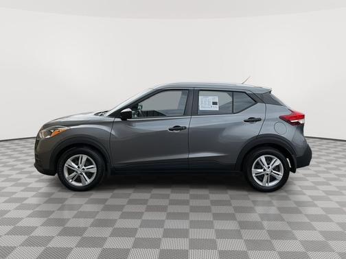 Gun Metallic 2019 Nissan Kicks S