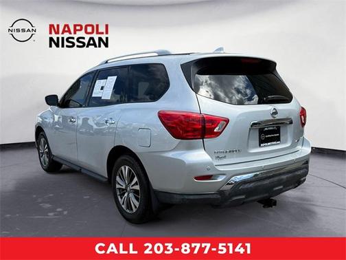 2019 Nissan Pathfinder S