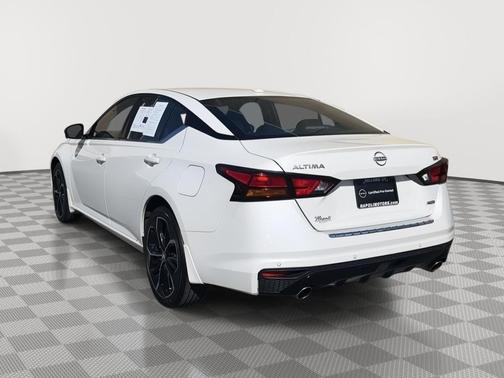 2023 Nissan Altima SR Intelligent AWD