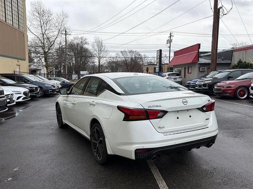 2023 Nissan Altima SR Intelligent AWD