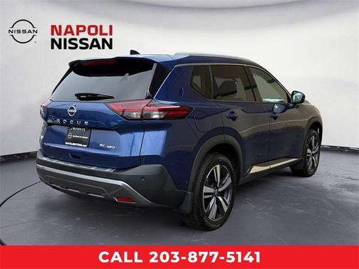 2022 Nissan Rogue SL
