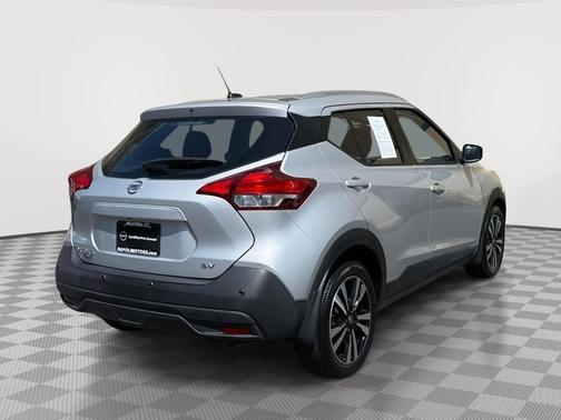 2020 Nissan Kicks SV