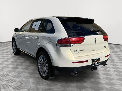 2013 Lincoln MKX Base