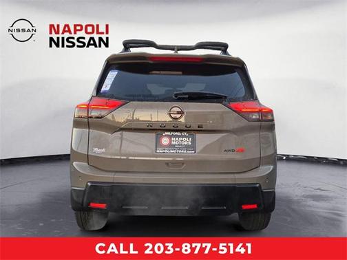 2025 Nissan Rogue Rock Creek