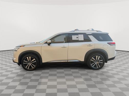 2023 Nissan Pathfinder Platinum 4WD