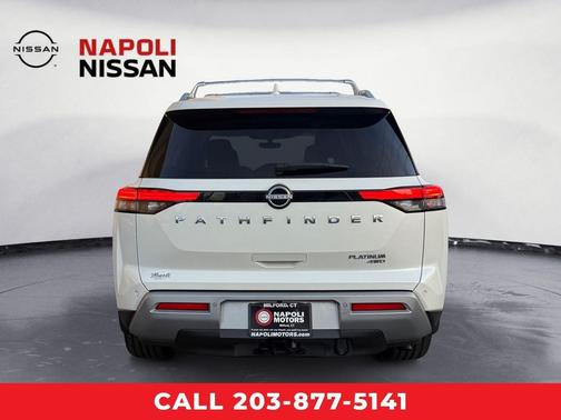 2023 Nissan Pathfinder Platinum 4WD