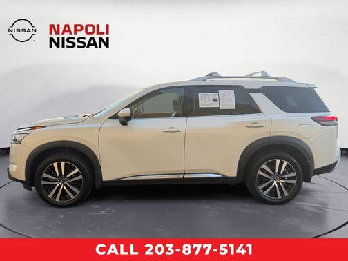 2023 Nissan Pathfinder Platinum 4WD