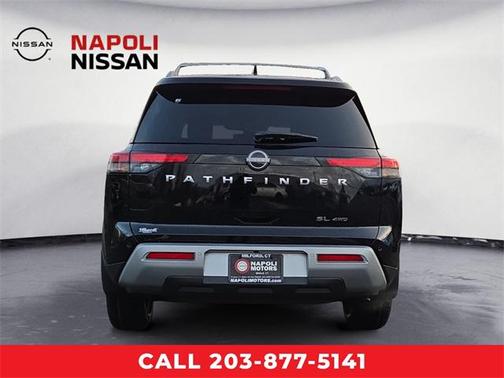 2025 Nissan Pathfinder SL 4WD
