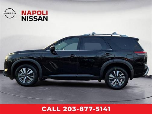2025 Nissan Pathfinder SL 4WD