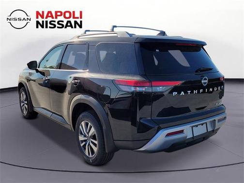 2025 Nissan Pathfinder SL 4WD