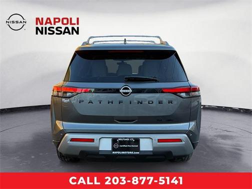 2023 Nissan Pathfinder SL 4WD