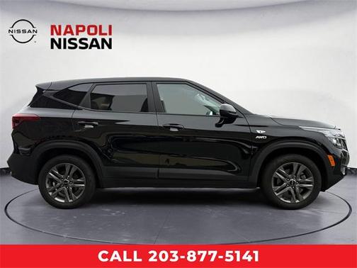 2023 Kia Seltos LX