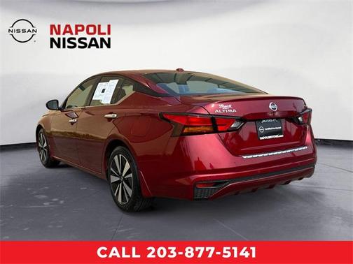 2022 Nissan Altima 2.5 SV