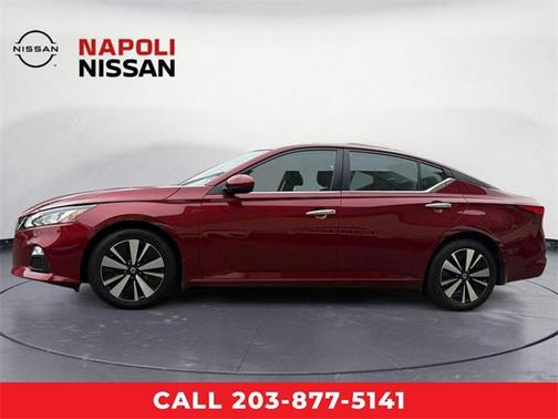 2022 Nissan Altima 2.5 SV