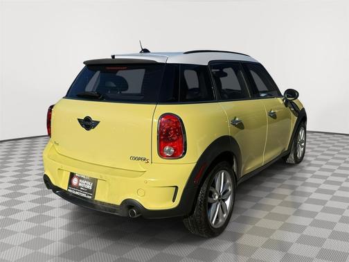 2011 MINI Cooper S Countryman Base