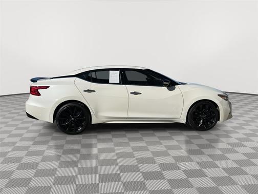 2017 Nissan Maxima 3.5 SR