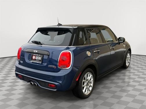 2017 MINI Hardtop Cooper S