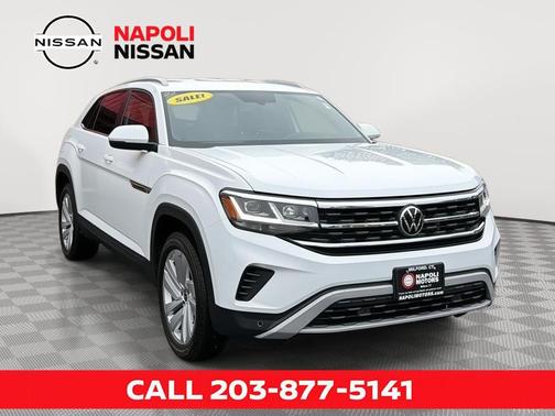 Pure White 2022 Volkswagen Atlas Cross Sport 3.6L V6 SE w/Technology