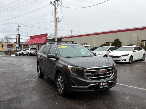 2020 GMC Terrain SLT