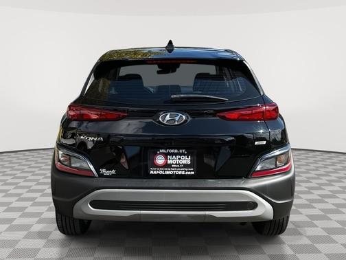 2022 Hyundai KONA SE