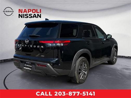 2023 Nissan Pathfinder S 4WD