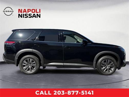2023 Nissan Pathfinder S 4WD