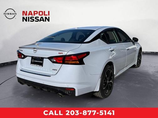 2023 Nissan Altima SR Intelligent AWD