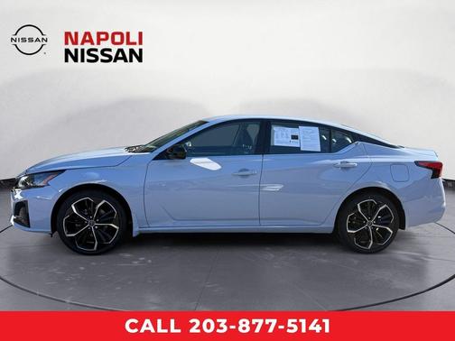 2023 Nissan Altima SR Intelligent AWD