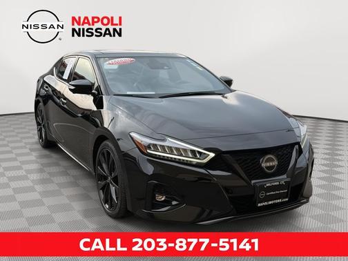 Super Black 2023 Nissan Maxima SR Xtronic CVT