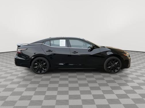 Super Black 2023 Nissan Maxima SR Xtronic CVT