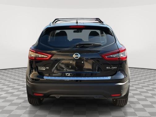 2022 Nissan Rogue Sport SL