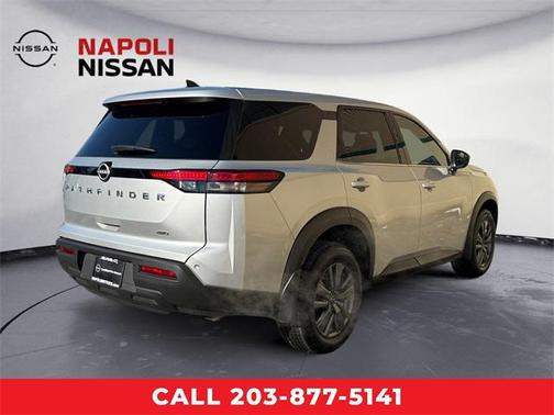 2023 Nissan Pathfinder S 4WD