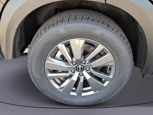 2025 Nissan Pathfinder SV 4WD