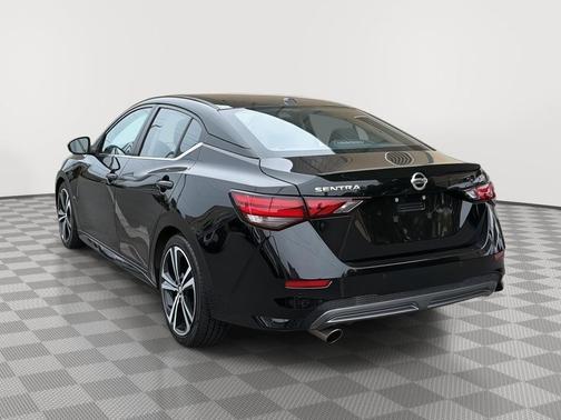 Super Black 2020 Nissan Sentra SR