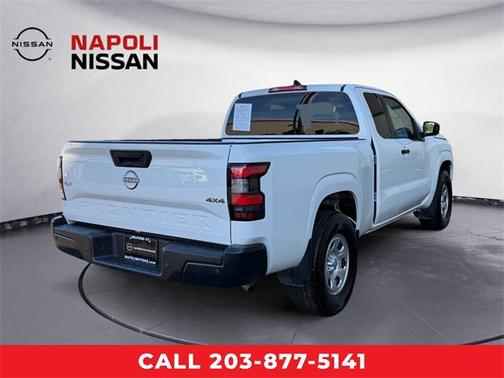 2023 Nissan Frontier S