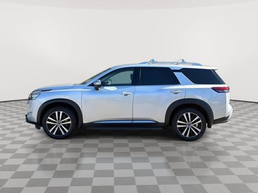 2024 Nissan Pathfinder Platinum 4WD