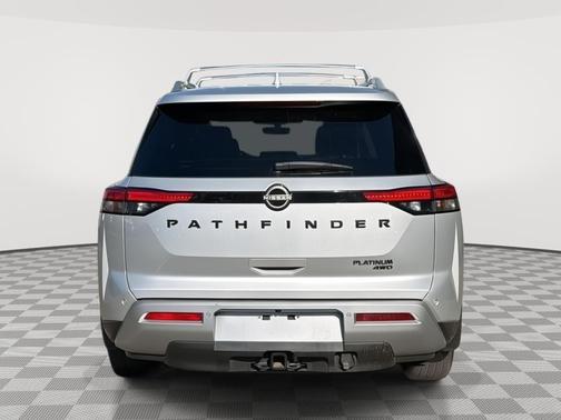 2024 Nissan Pathfinder Platinum 4WD