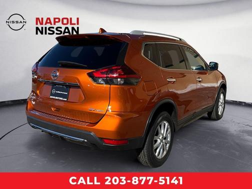 2018 Nissan Rogue SV