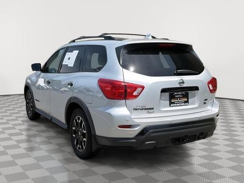 Brilliant Silver Metallic 2020 Nissan Pathfinder SL 4WD