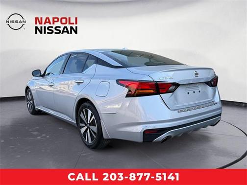 2021 Nissan Altima 2.5 SV