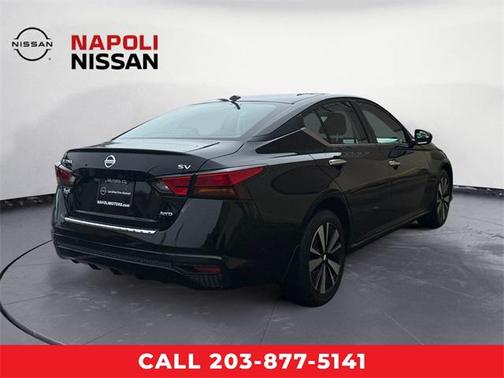 2022 Nissan Altima 2.5 SV