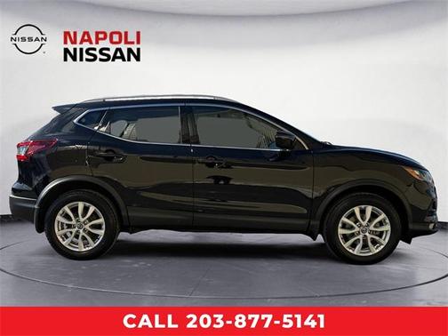 2021 Nissan Rogue Sport SV
